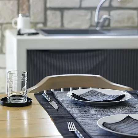 Vipera * Τριοβάσαλος